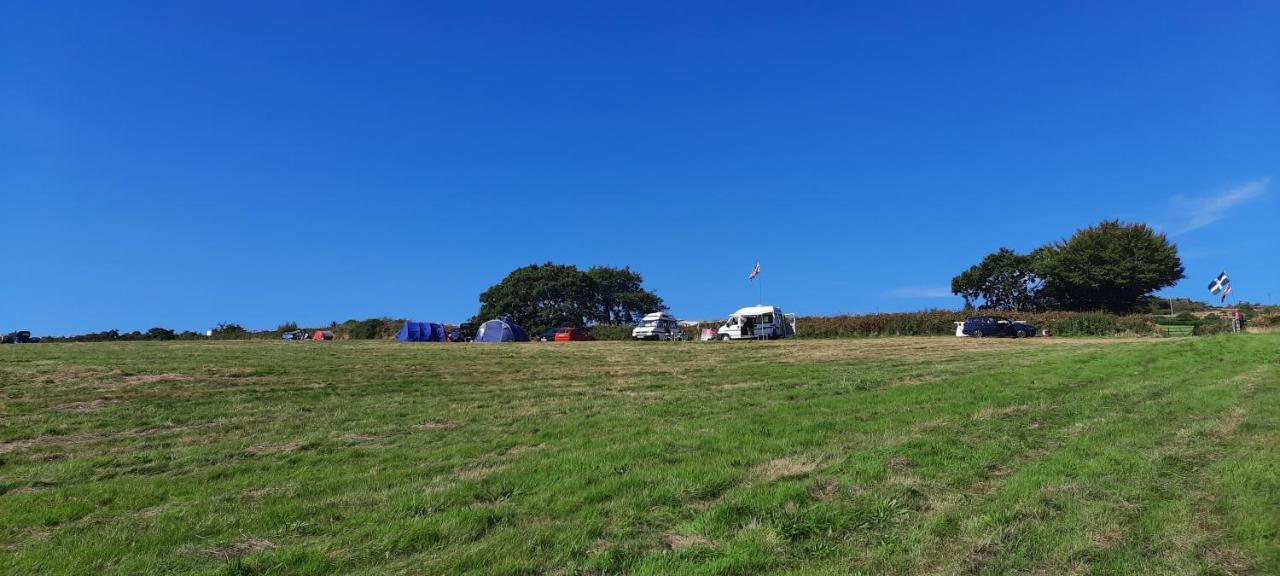 Summit Camping Kit Hill Cornwall Panoramic Views Grass Pitch From 15Pn Or Bella Bell Tent 75Pn Callington Zewnętrze zdjęcie