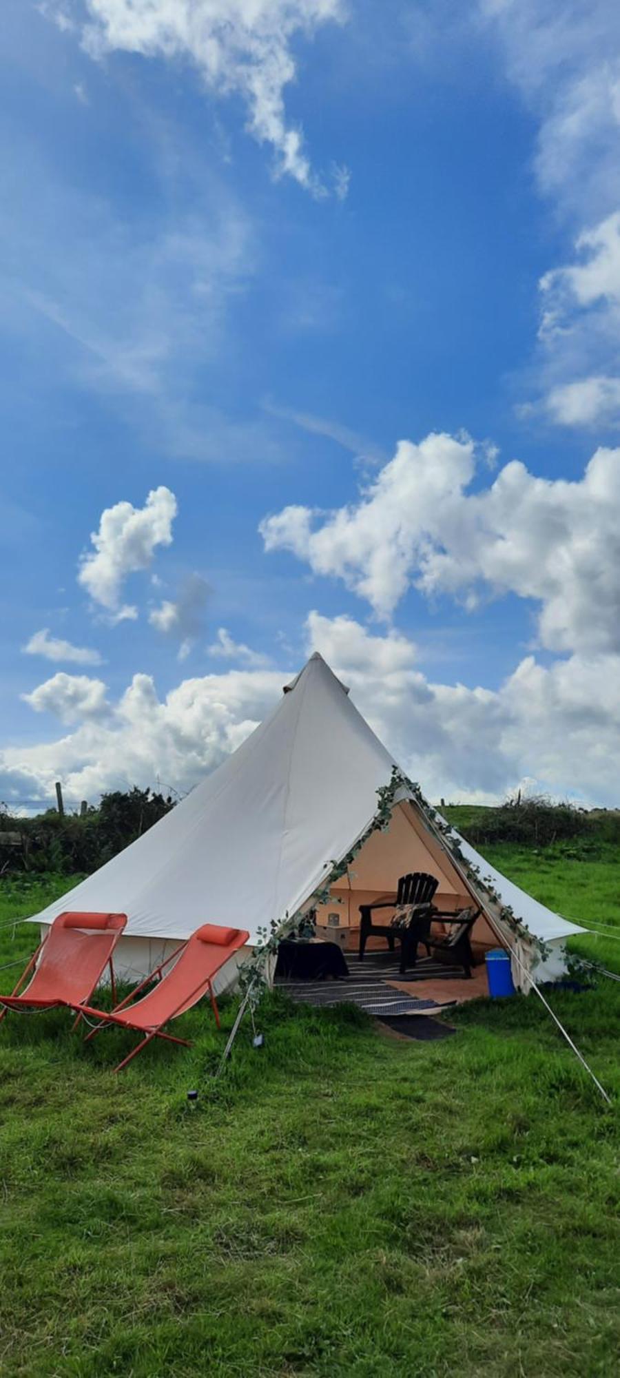 Summit Camping Kit Hill Cornwall Panoramic Views Grass Pitch From 15Pn Or Bella Bell Tent 75Pn Callington Zewnętrze zdjęcie