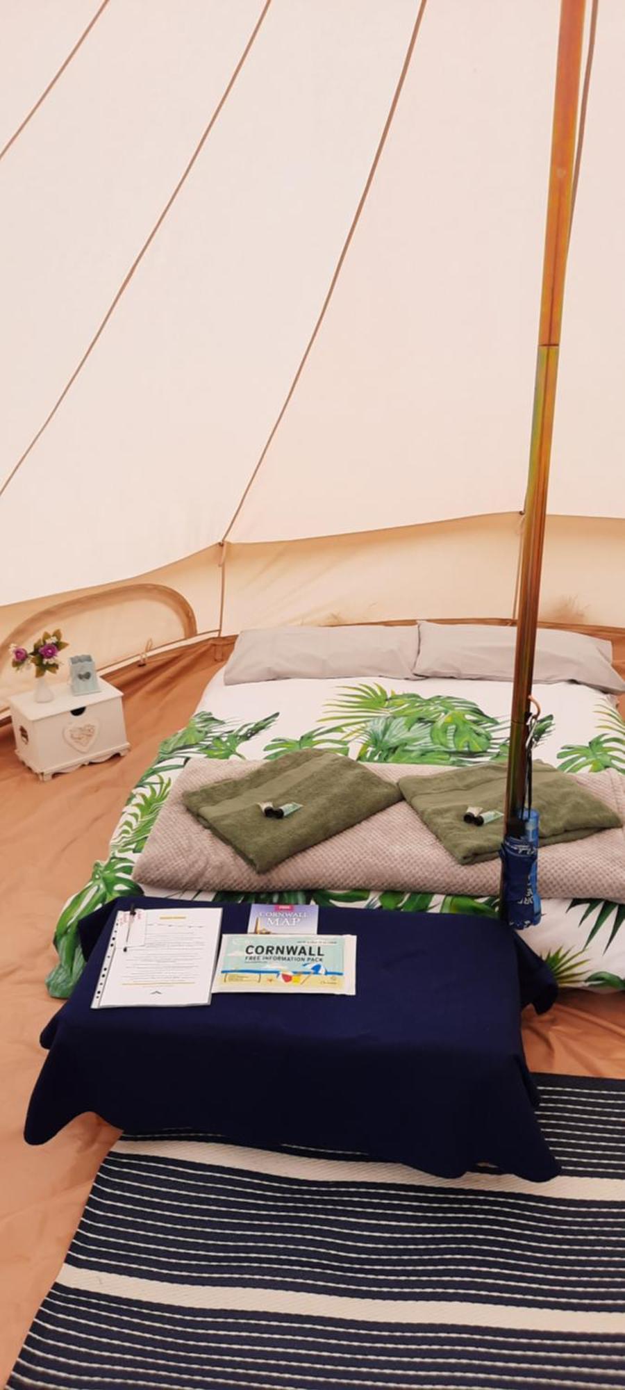 Summit Camping Kit Hill Cornwall Panoramic Views Grass Pitch From 15Pn Or Bella Bell Tent 75Pn Callington Zewnętrze zdjęcie